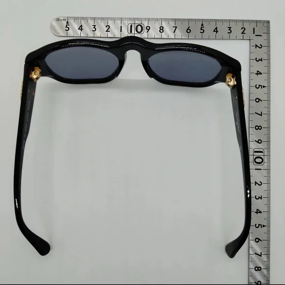 Chanel Black Sunglasses with Gold Logo authentic EUC NO Scratch on lens - Picture 4 of 11